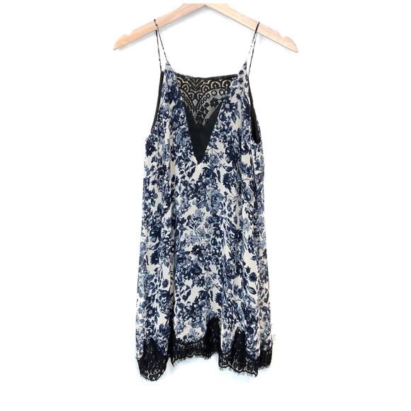 ASTR The Label Navy & White Floral Mini Slip Dress Women's Size XS - Picture 1 of 5